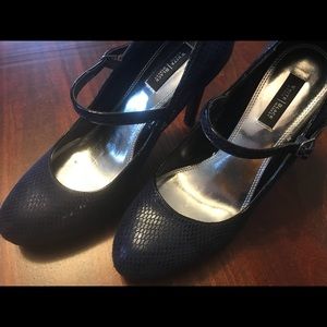 WHBM blue with black pumps